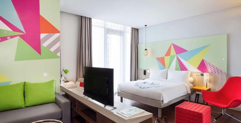 hotel room image