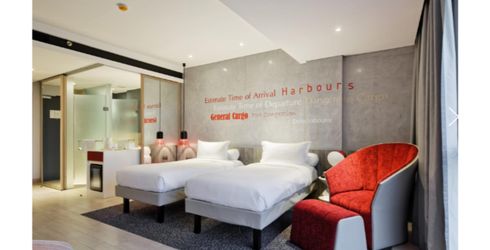 hotel room image