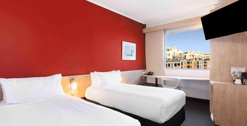 hotel room image