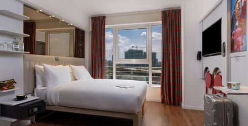 hotel room image
