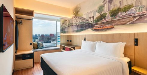 hotel room image