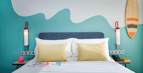 hotel room image