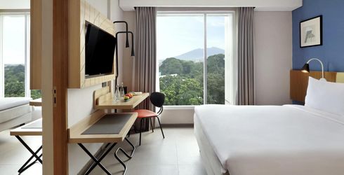 hotel room image