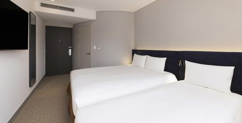 hotel room image