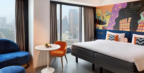hotel room image