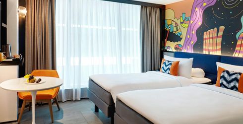 hotel room image