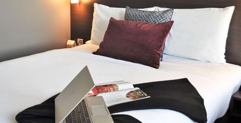 hotel room image