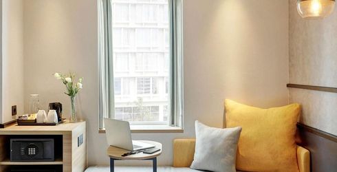 hotel room image