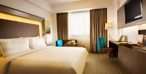 hotel room image