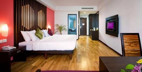 hotel room image
