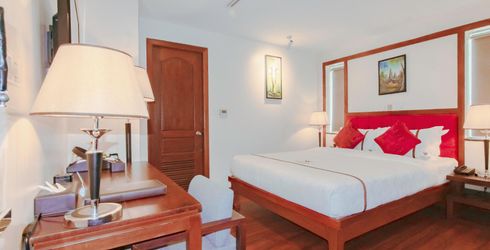 hotel room image