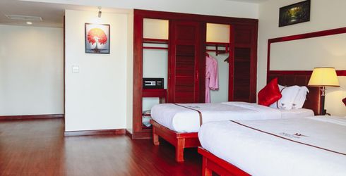 hotel room image