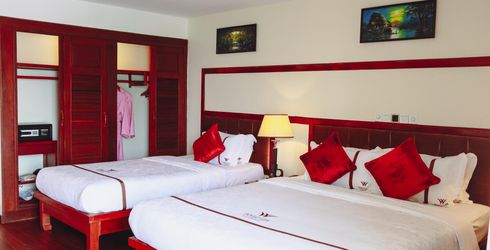 hotel room image
