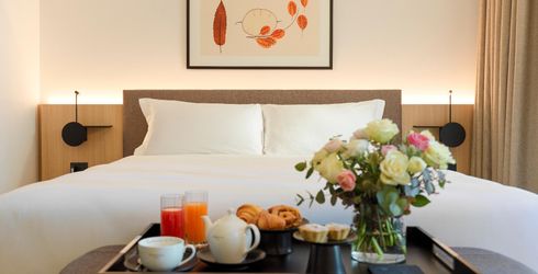 hotel room image