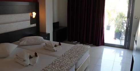 hotel room image