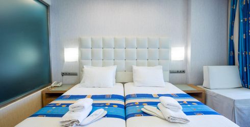 hotel room image