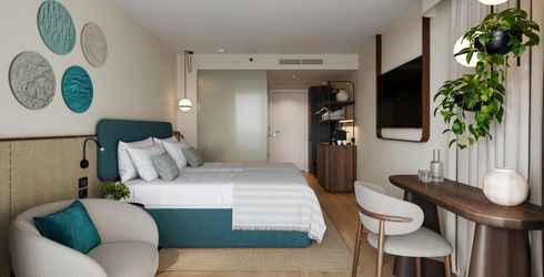 hotel room image