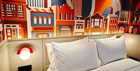 hotel room image