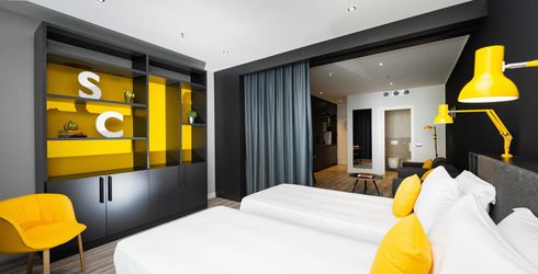 hotel room image