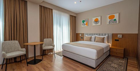 hotel room image