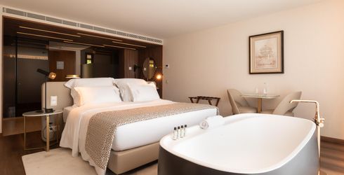 hotel room image