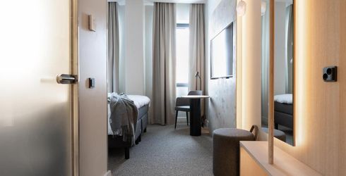 hotel room image