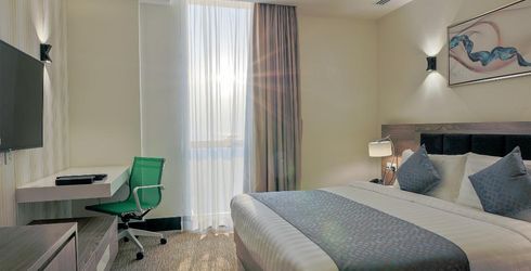 hotel room image