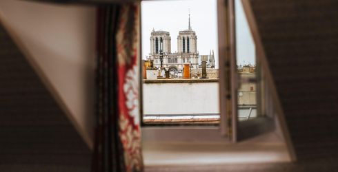 hotel room image
