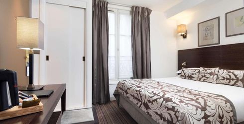 hotel room image