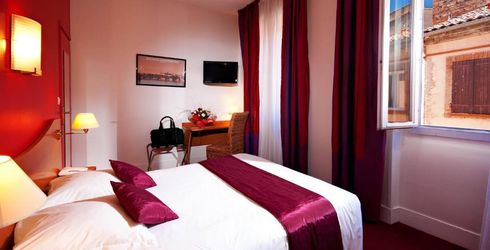 hotel room image
