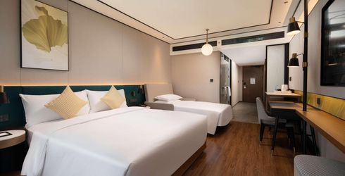 hotel room image