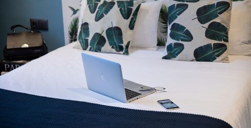 hotel room image