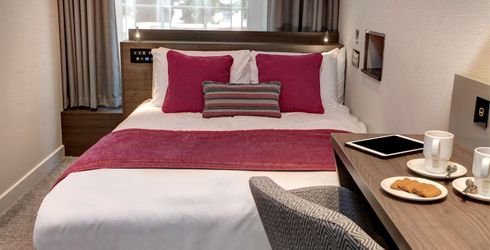 hotel room image