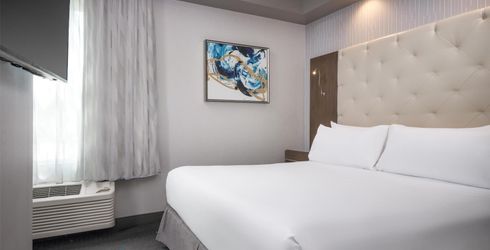 hotel room image