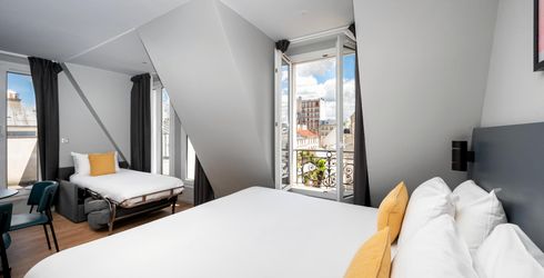 hotel room image