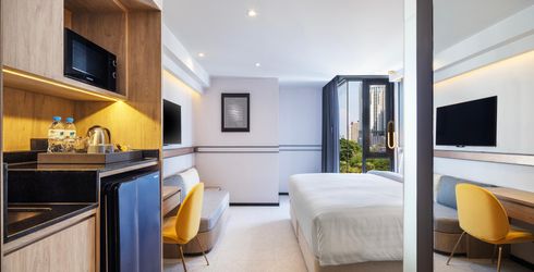 hotel room image