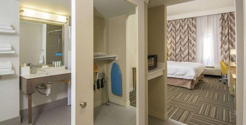 hotel room image