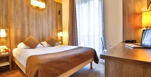 hotel room image