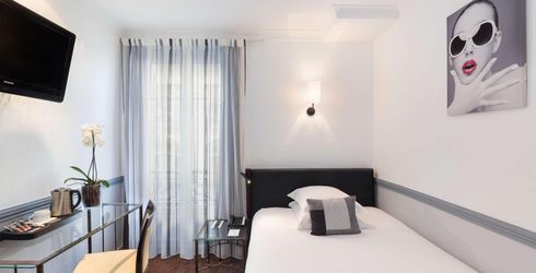 hotel room image