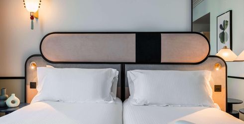 hotel room image