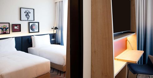 hotel room image
