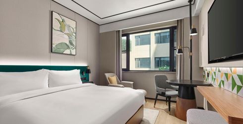 hotel room image