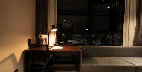 hotel room image