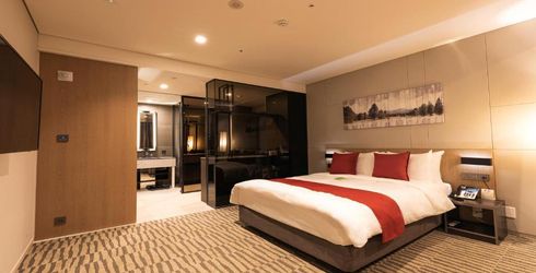 hotel room image