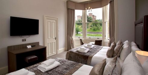 hotel room image