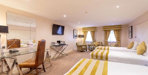 hotel room image