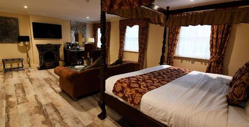 hotel room image
