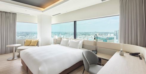 hotel room image