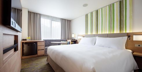 hotel room image