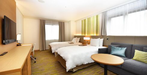 hotel room image